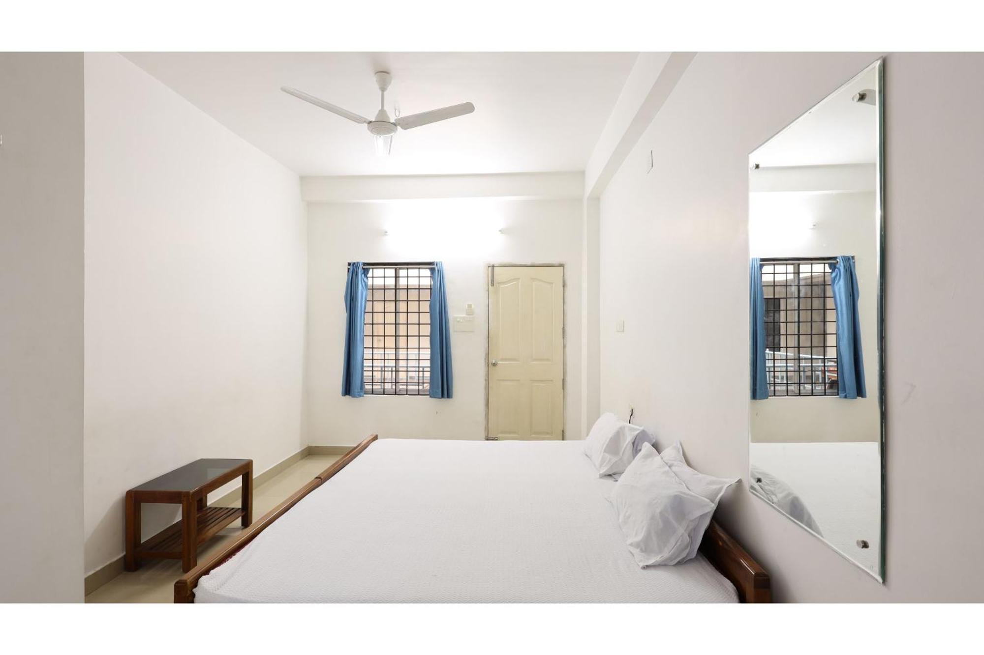 Hotel Collection O Ar Square à Thrissur Extérieur photo